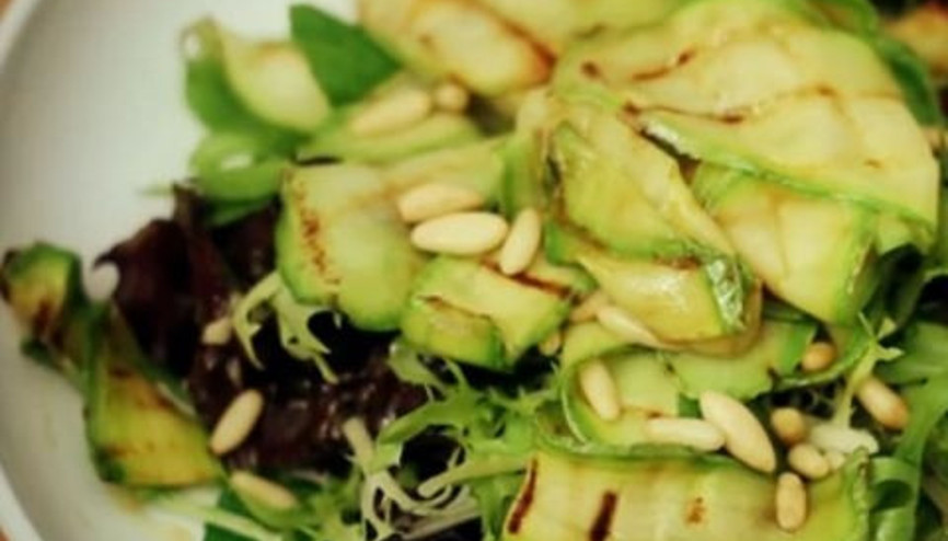 Izgara Kabak Salatası Nasıl Yapılır