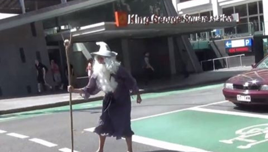 Gandalf Olup Yol Kesmek