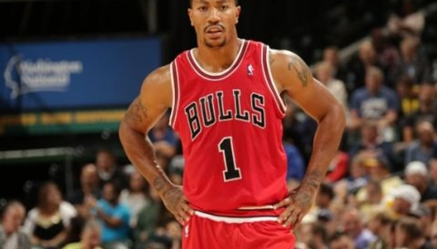 Derrick Rose Milwaukeeyi Yıktı (21.10.2013)