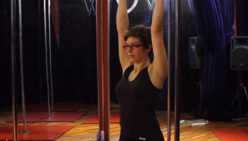 Başlangıç Seviyesi Direk Dansı Bölüm 5 - Omuz Isınma Hareketleri