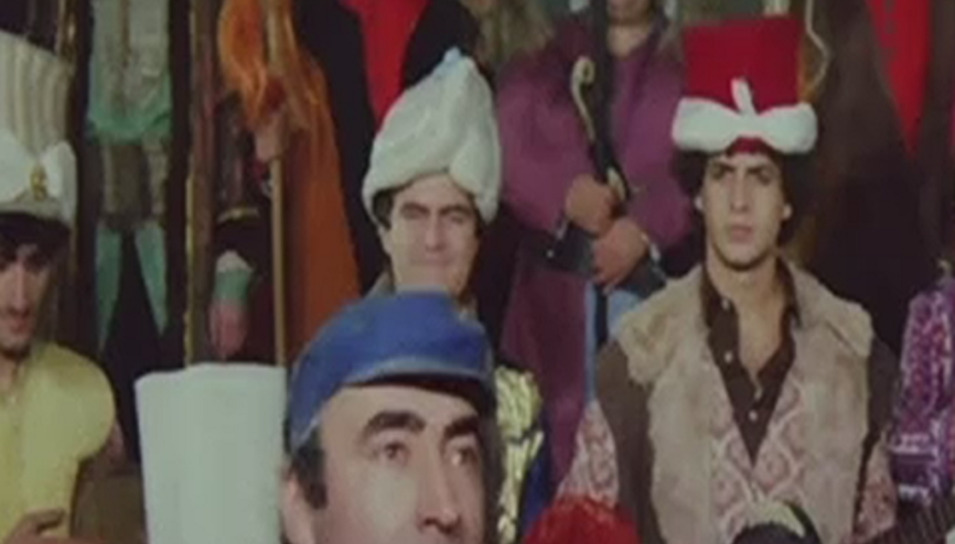 Hababam Sınıfıyla Kanuninin Veda Busesi
