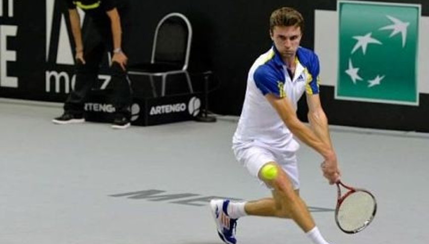 Simon, Querrey’i Geçmeyi Başardı