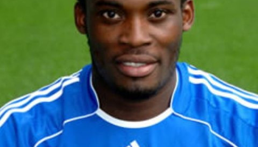 Essien Chelseaye Döndü