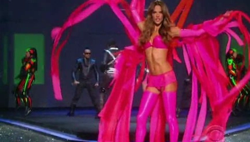 Victorias Secret Moda Showu - Black Eyed Peas