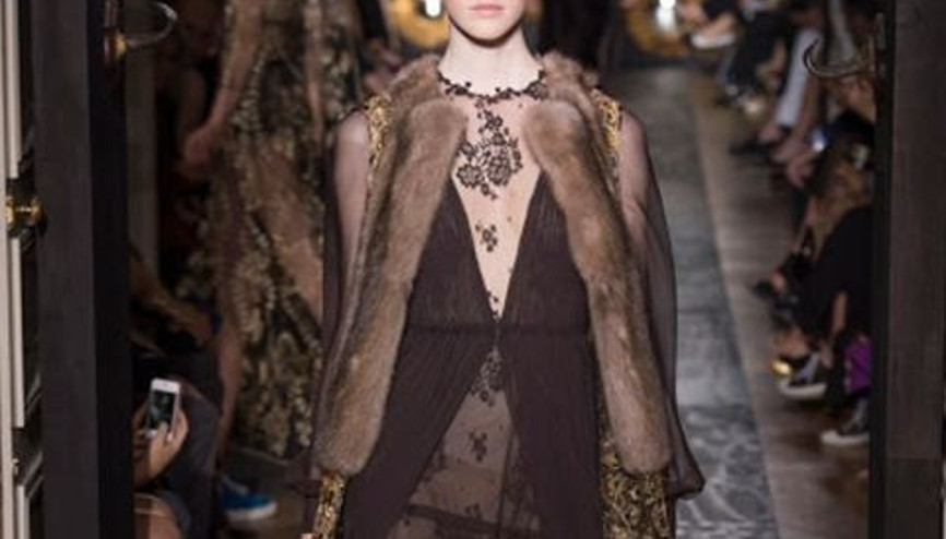 Valentino 2013-14 Sonbahar/Kış Haute Couture Defilesi