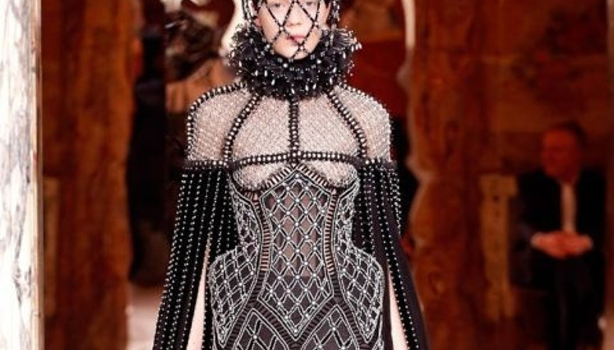 Alexander McQueen 2013-14 Sonbahar/Kış Kreasyonu