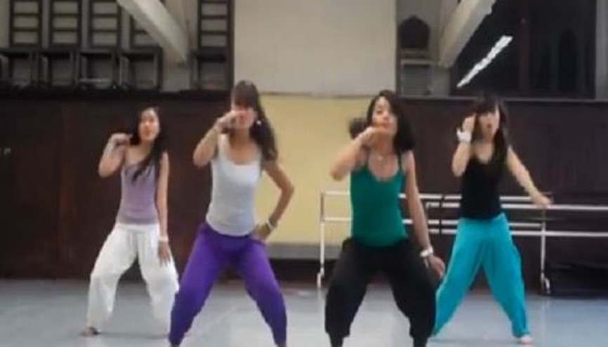 Modernleşen Hint Dansı