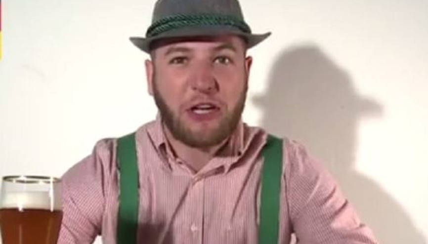 Bambaşka Bir Dil: Almanca