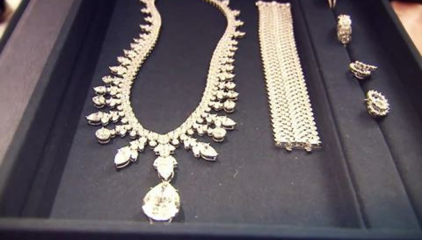 Tiffany & Co ile Blue Book Galaya Doğru