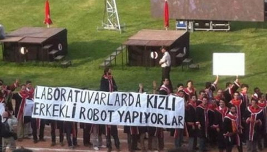 ODTÜ Mezunlarından Yaratıcı Gezi Parkı Pankartları