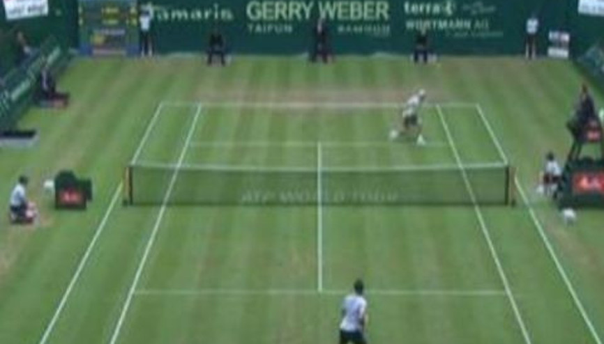 Federer, Zverevi Mağlup Etti