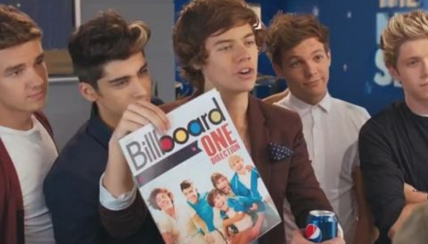 One Direction ve Drew Brees Karşı Karşıya