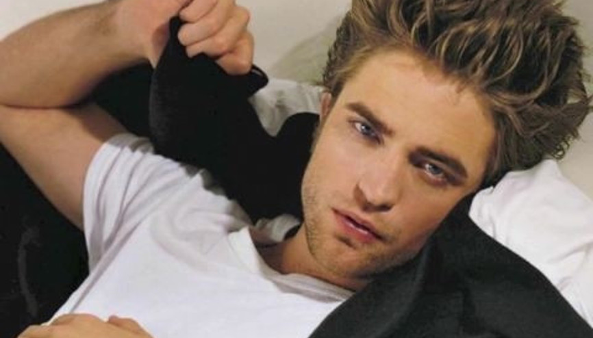 Etkileyici Karelerle Robert Pattinson
