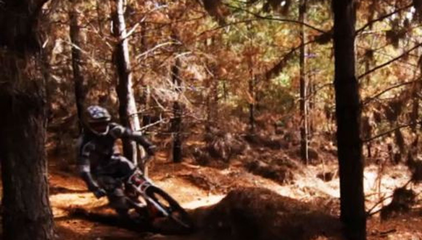 Bisiklet ile Sınırların Dışı