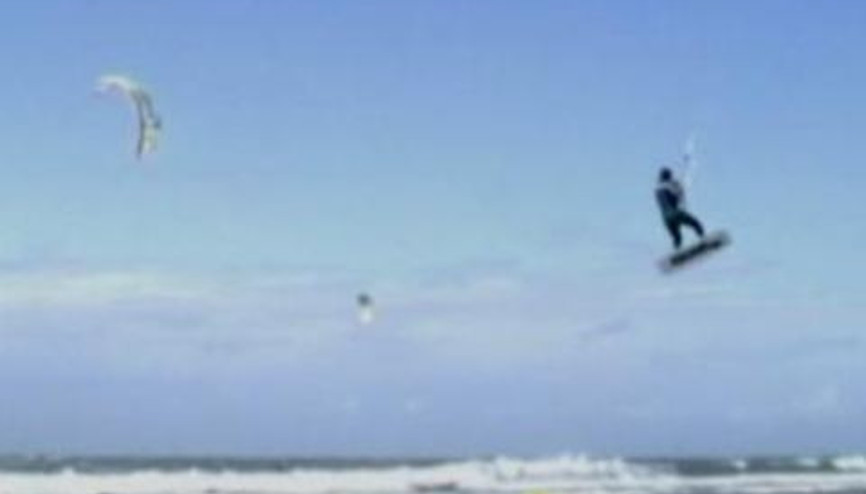 Rahat Bir Kiteboarding