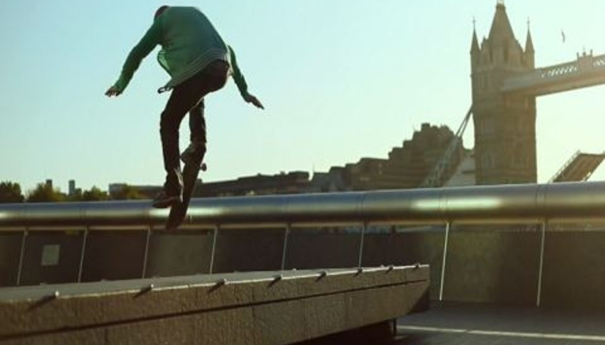 Güneşi Kaykayla Karşılamak