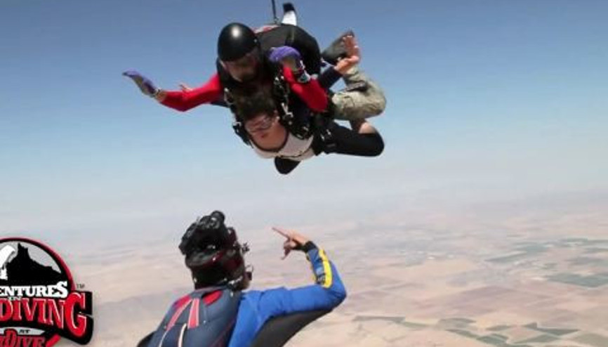 Uzun Uçuş - Skydiving