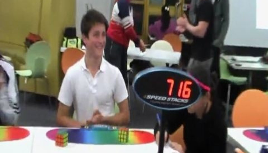 Rubik Küp ile Dünya Rekoru