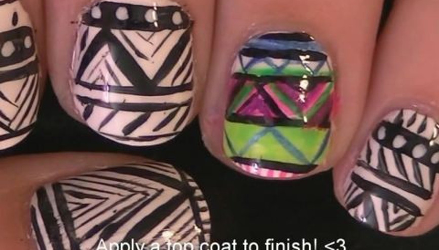 Neon Tribal Tırnaklar