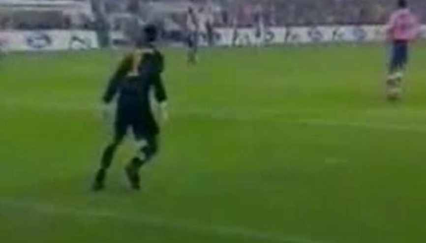 Seedorf 45 Metreden Vuruyor