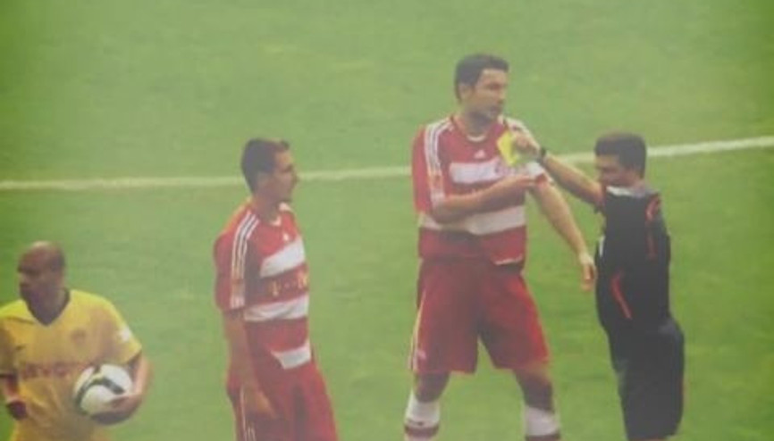 Hırsının Kurbanı Bir Futbolcu: Mark Van Bommel