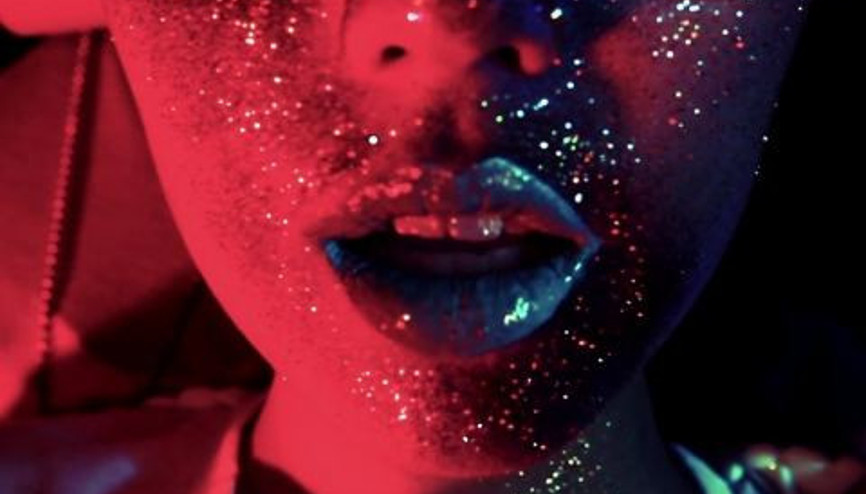 Işıldayan Vücutlar