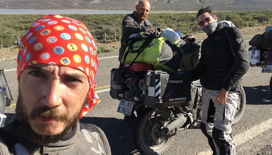 Hürriyet Seyahat gezginleri motosikletle dünya turunda