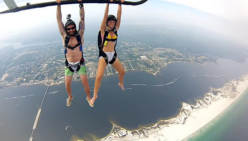 Cesaret isteyen helikopter atlayışı