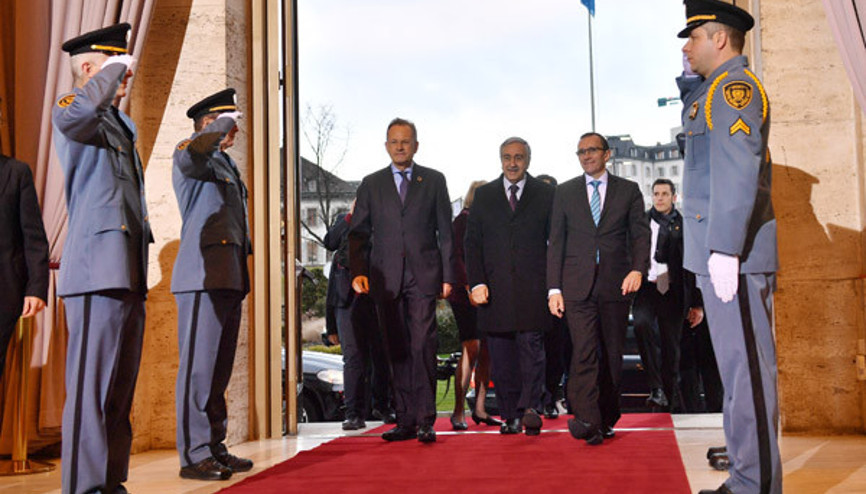 Kıbrıs müzakerelerinde kritik Cenevre zirvesi başladı