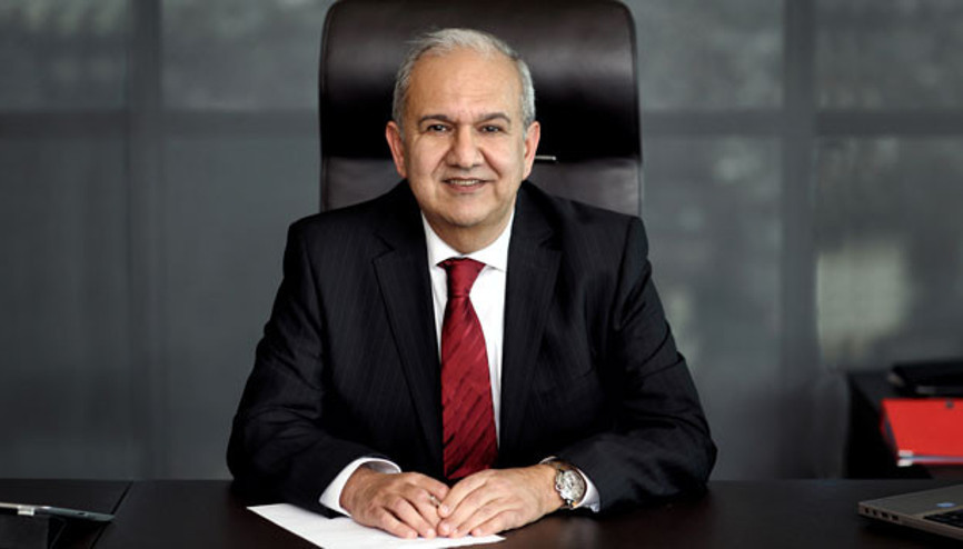 Tuncay Özilhan, koltuğu Zorluya devrediyor