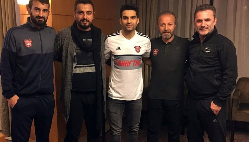 Trabzonspor, 2 futbolcuyu KAPa bildirdi