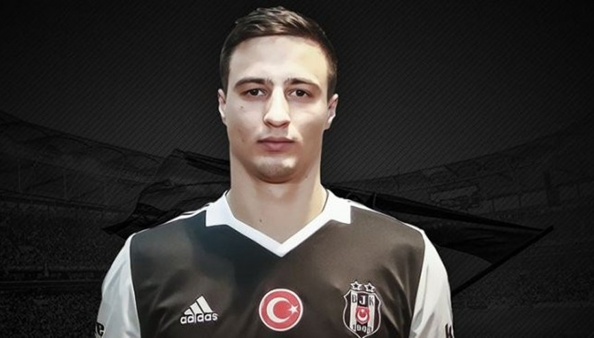 Beşiktaştan transfer sürprizi Geri mi dönüyor...