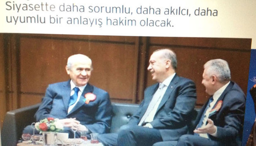 AK Parti kitapçığında Bahçeli sürprizi