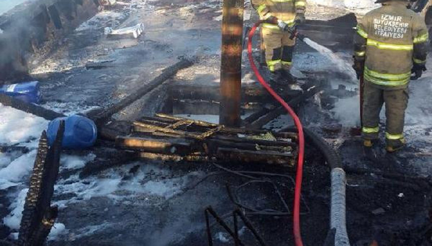 Tek isteği yanan teknesini yeniden yüzdürebilmek