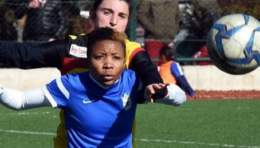 Konak Belediyespor yarışa tutundu