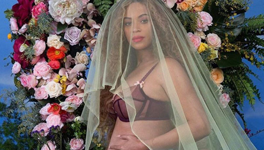 Beyoncé ikizlere hamile