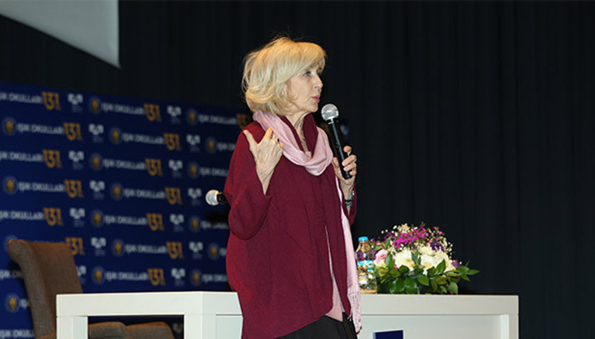 Ayşe Kulin ve 30 yıllık edebiyat yolculuğu