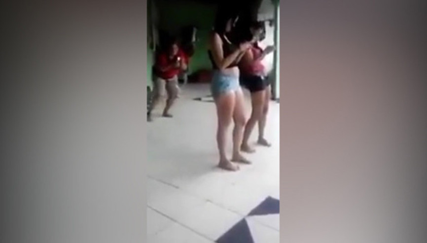 Korkudan olduğu yere yığıldı