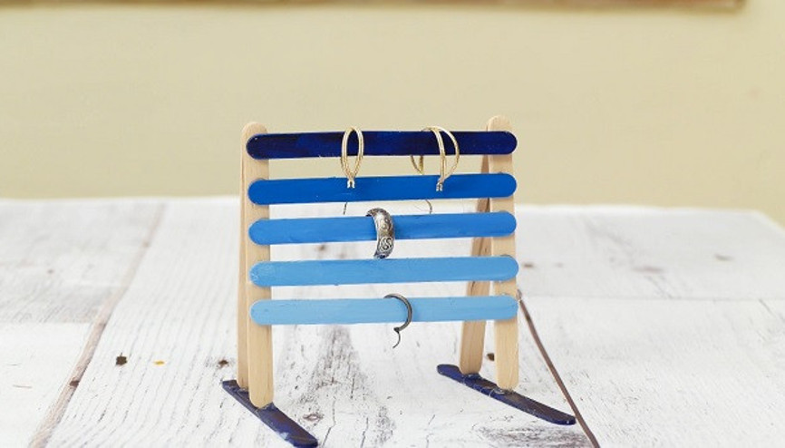 Dondurma Çubuklarından Takı Askısı | Yaparım Bilirsin