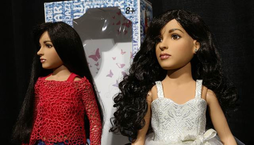 Dünyanın ilk transseksüel oyuncak bebeği