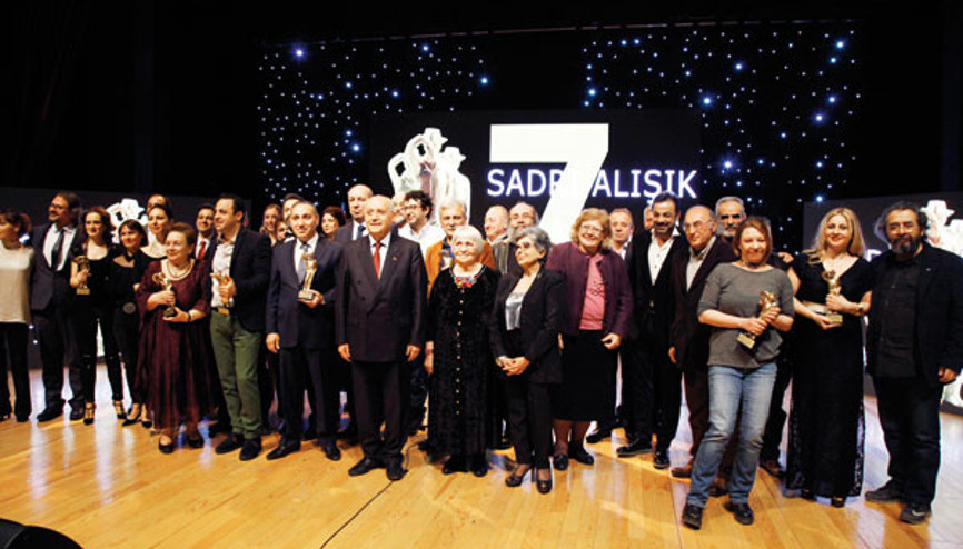 Tiyatro akşamı
