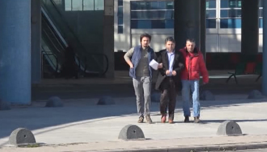 Müjdat Gezen Sanat Merkezini kundaklayan kişi tutuklandı