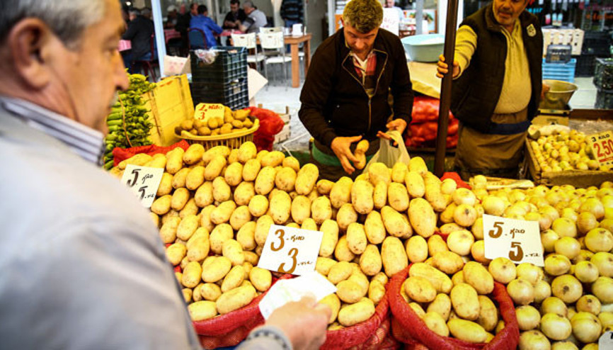 Şubatta gıda pahalılandı giyim ucuzladı