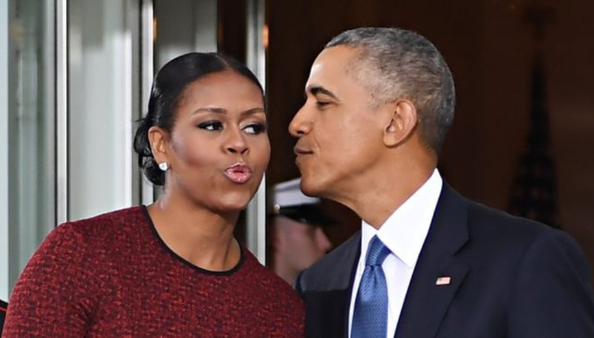 Obama çiftinin anı kitaplarının yayın hakkı Penguin Random Houseın oldu