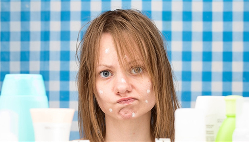 Akne tedavisinde yenilik: Geniş bant ışık tedavisi