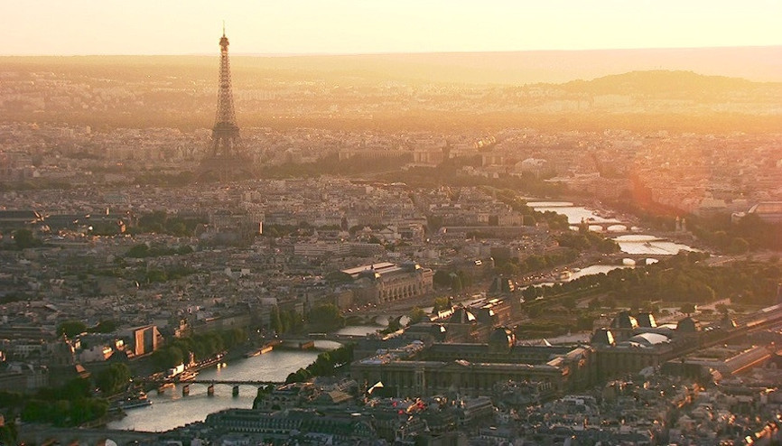 Paris’e tepeden bir bakış
