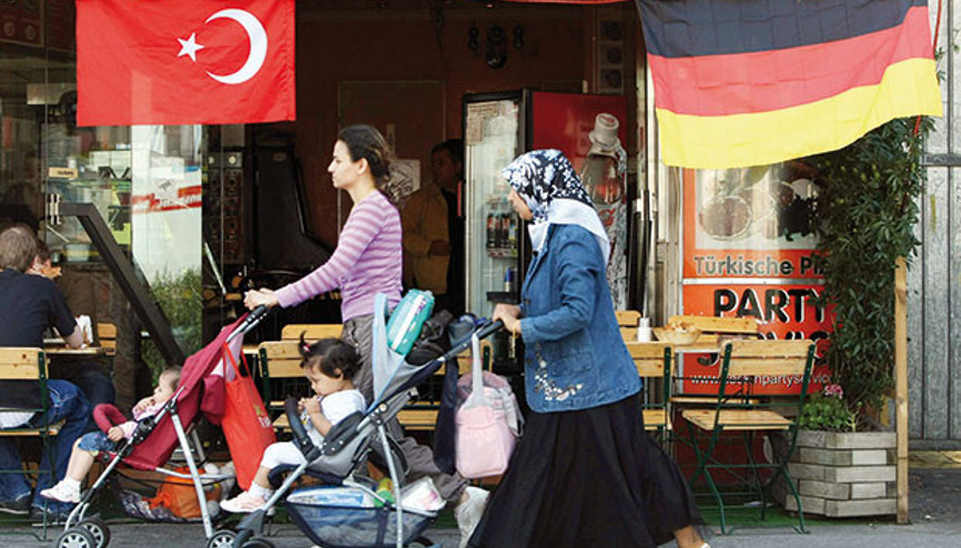 Avrupa’daki Türkler arasında da kutuplaşma var Avrupa’daki Türkler arasında da kutuplaşma var