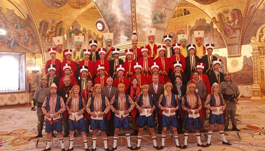 Mehter takımı Kızıl Meydanda Kızıl Ordu parçası seslendirecek