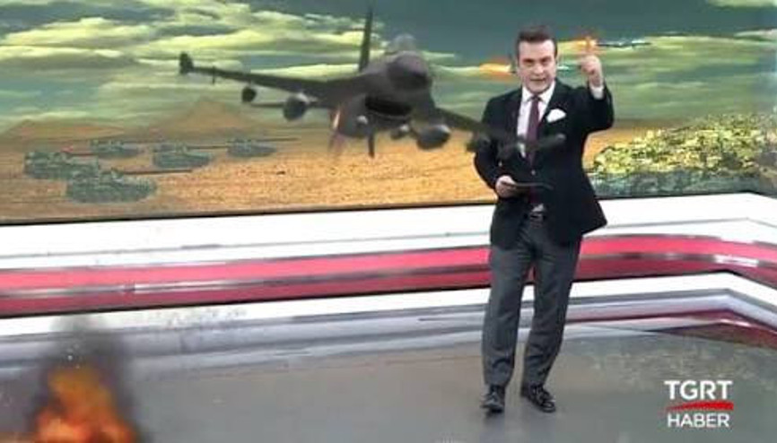 TGRT stüdyosuna F-16 ve tank girdi, sosyal medyada bu görüntü olay oldu