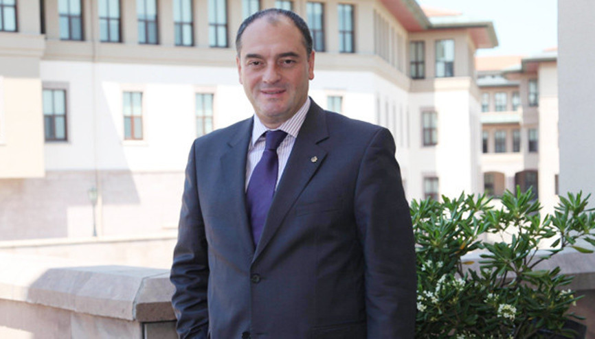 Özel Okullar Derneği’ne yeni başkan Özel Okullar Derneği’ne yeni başkan
